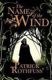 Front cover of the book 'The Name of the Wind. The Kingkiller Chronicle Day One' by Patrick Rothfuss.