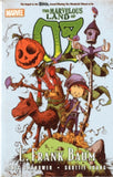 Front cover of the book 'The Marvelous Land of Oz (Marvel Classics)' by Baum, L. Frank.