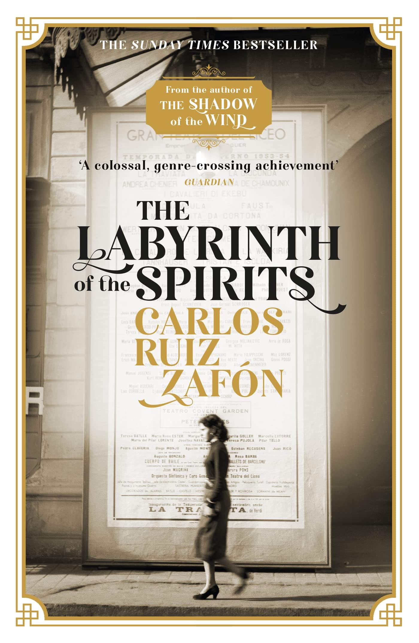 Front cover of the book 'The Labyrinth of the Spirits: From the bestselling author of The Shadow of the Wind' by Zafon Carlos Ruiz.