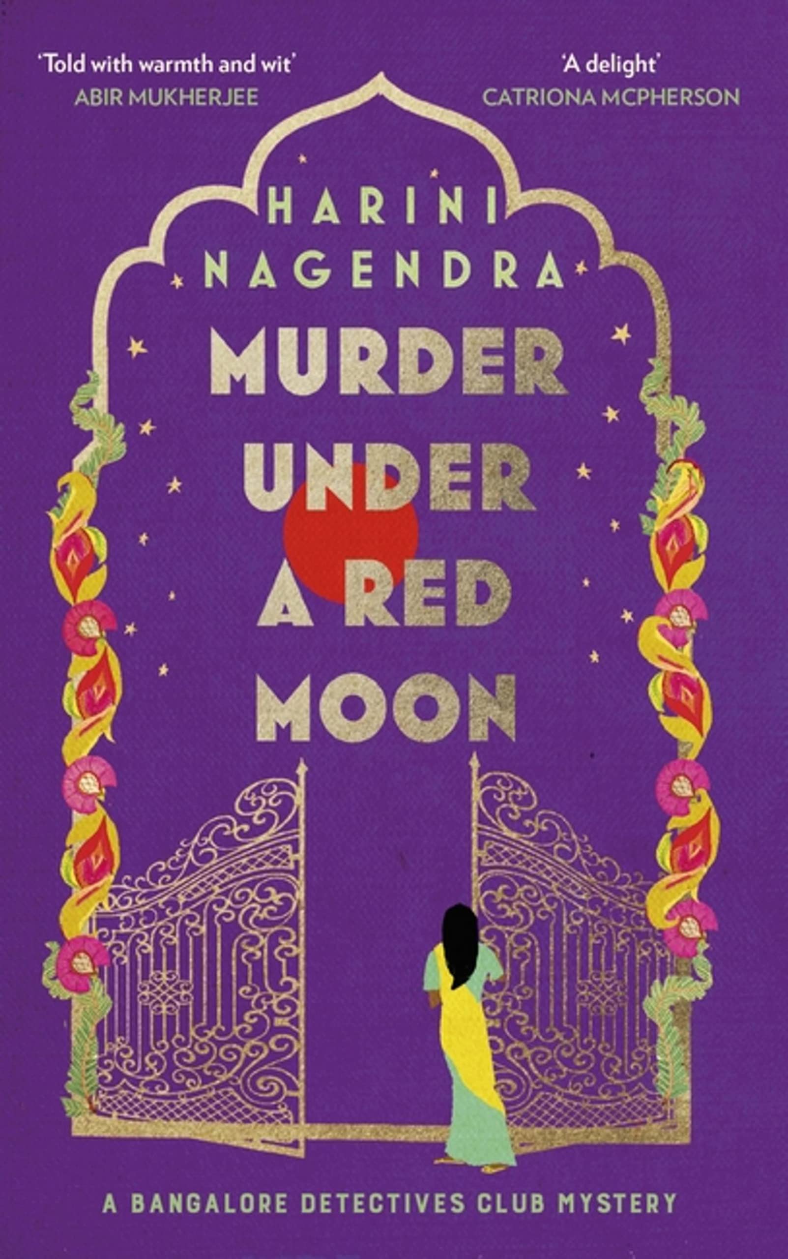 Front cover of the book 'Murder Under a Red Moon' by Harini Nagendra.