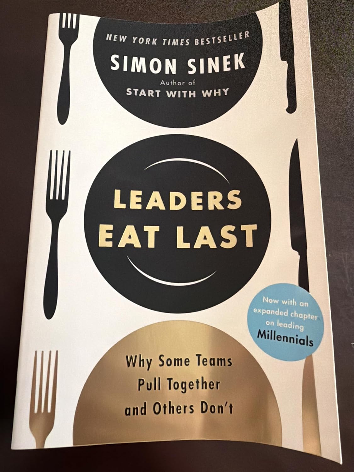 NEW-LEADERS EAT LAST NYBooksHub
