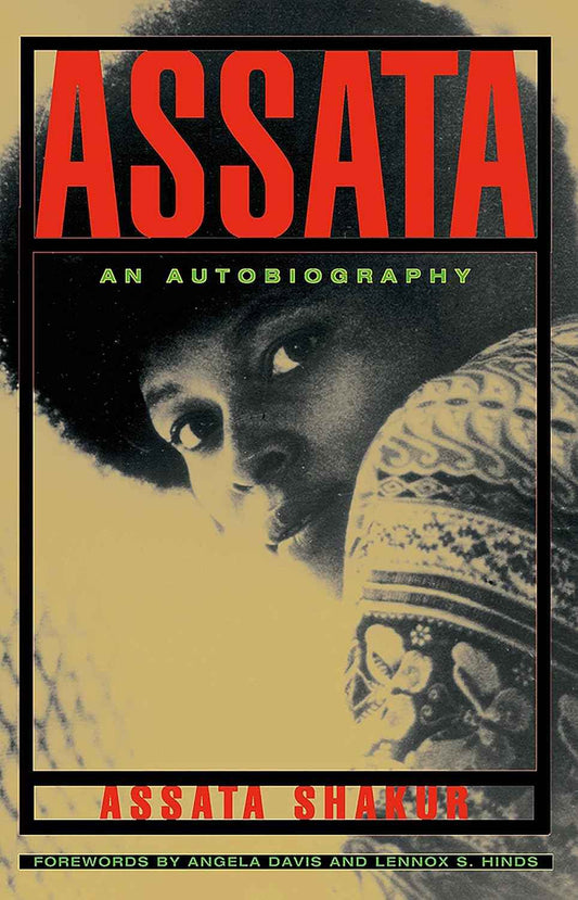 Assata PaperbackÐ  by Assata Shakur