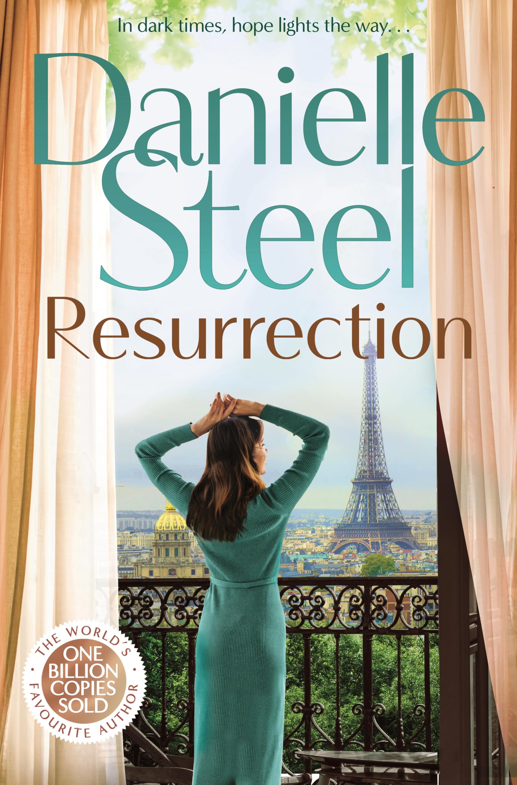 Front cover of the book 'Pan Resurrection.' by Danielle Steel.